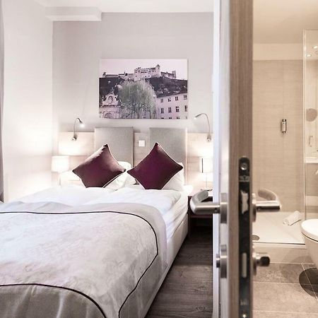 Hotel Junior By Max 70 Salzburg Exteriör bild